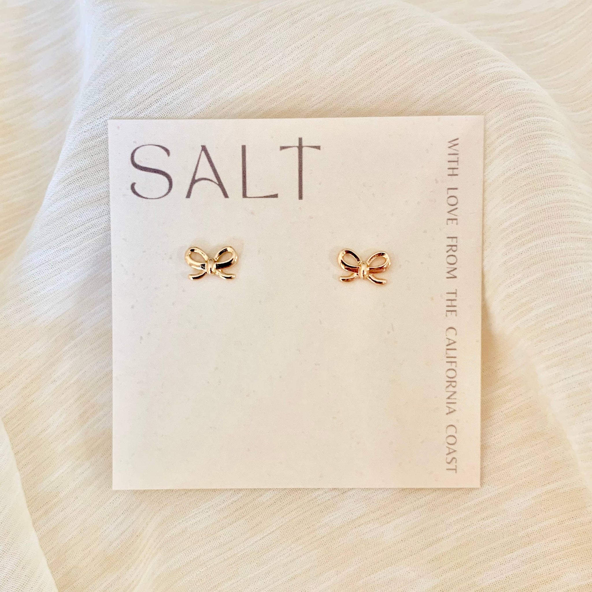 BOW STUDS | 18k gold