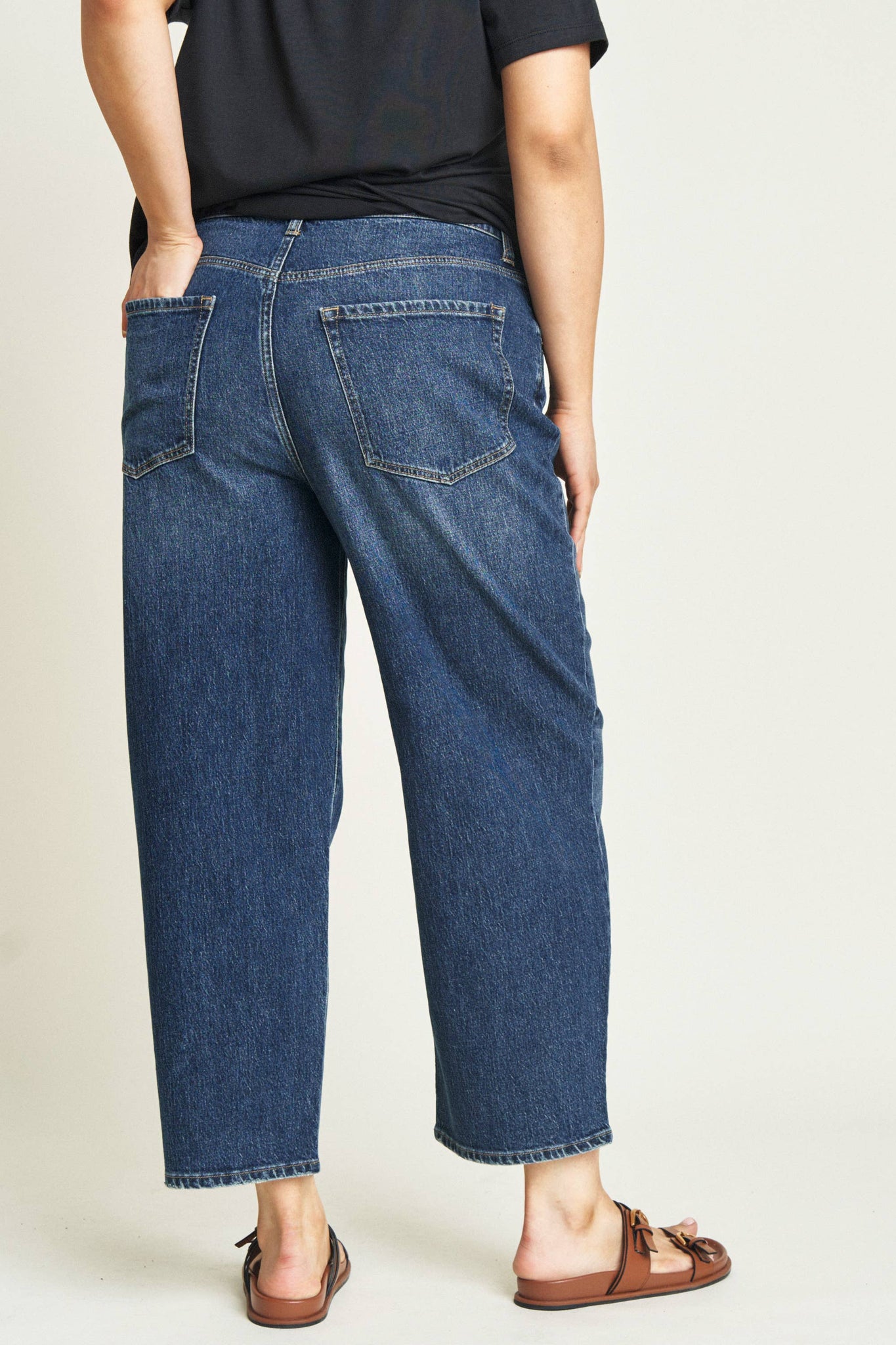 Harlow High Rise Barrel Jean, Dark Aged Vintage