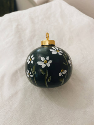 Hand Painted Ornament: Daisy Garden